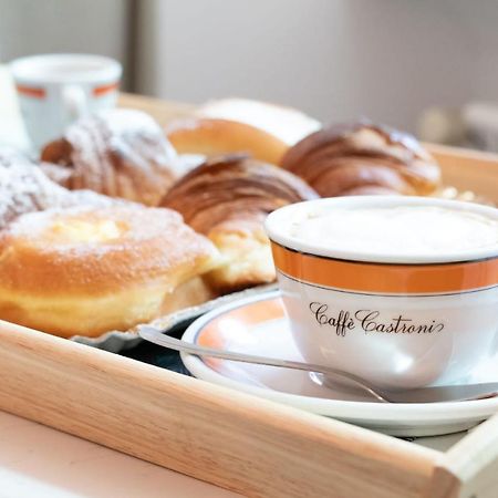 Domus Castroni Pompeo Magno Bed & Breakfast Roma Ngoại thất bức ảnh