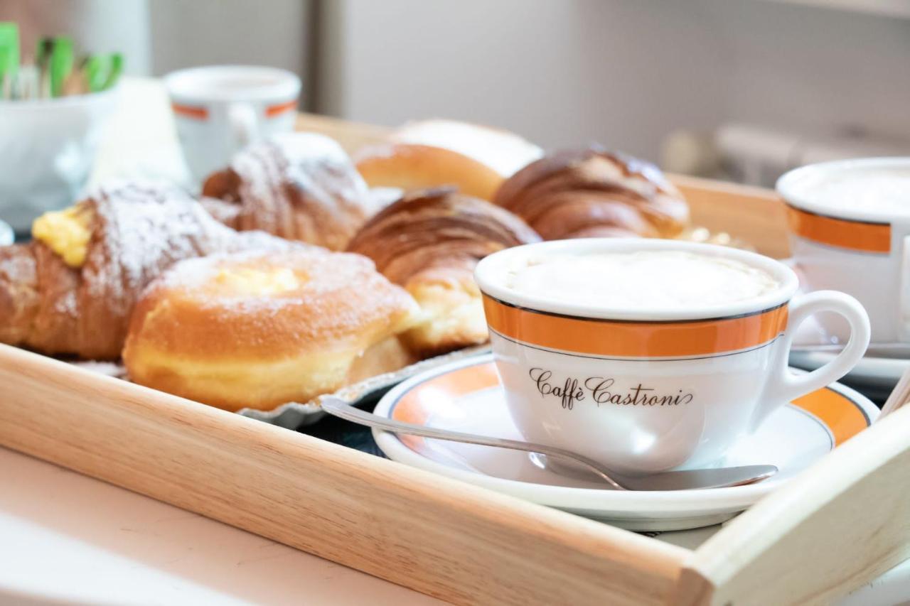 Domus Castroni Pompeo Magno Bed & Breakfast Roma Ngoại thất bức ảnh