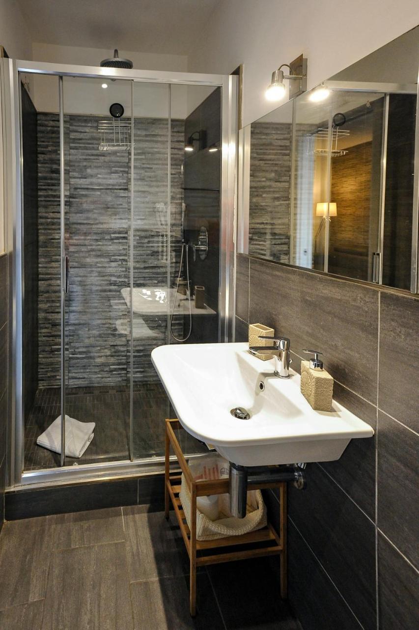 Domus Castroni Pompeo Magno Bed & Breakfast Roma Ngoại thất bức ảnh