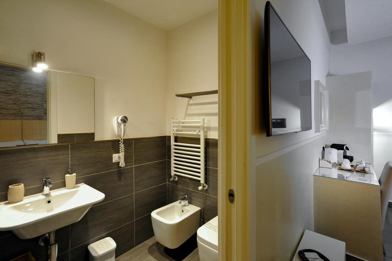 Domus Castroni Pompeo Magno Bed & Breakfast Roma Ngoại thất bức ảnh